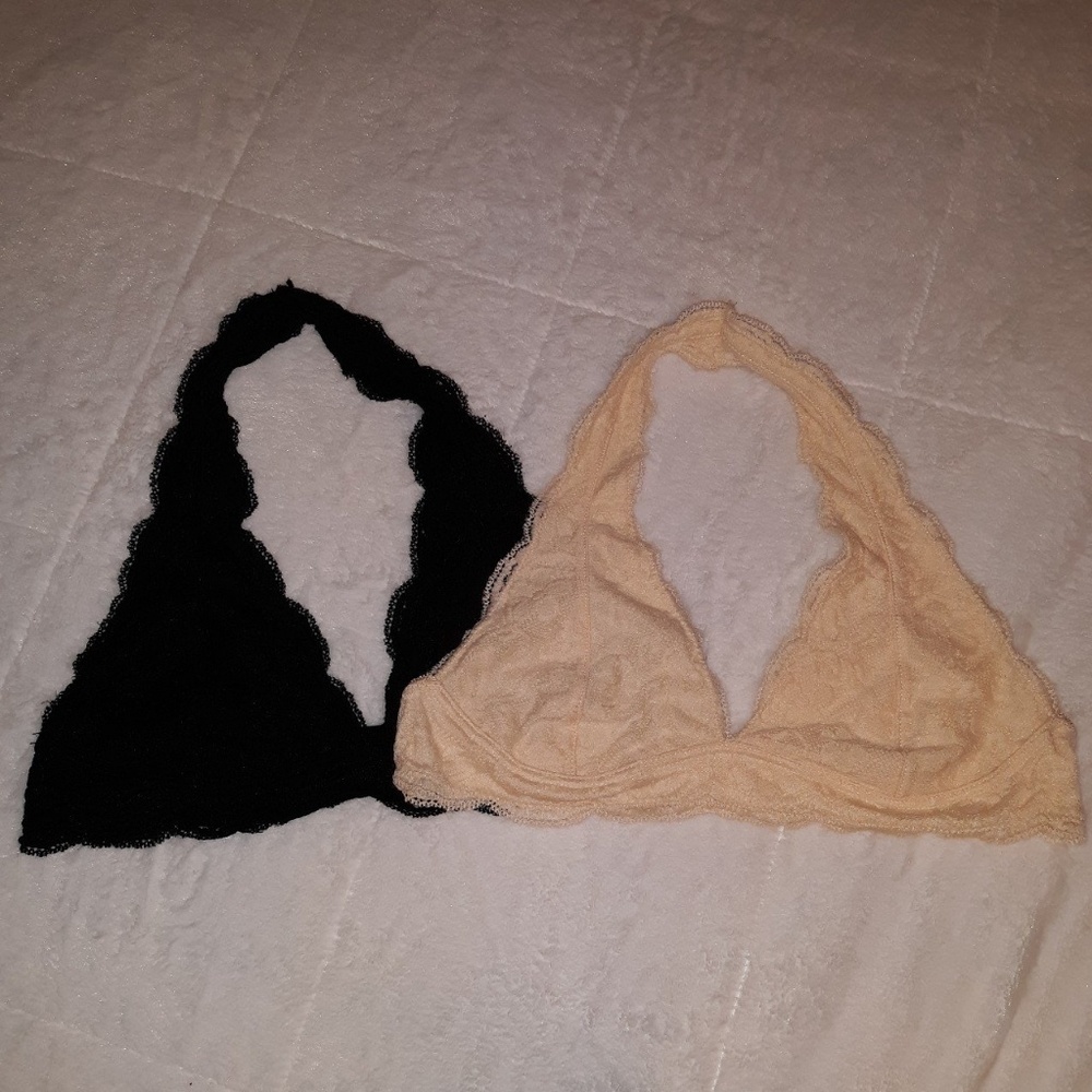2 lace bralettes